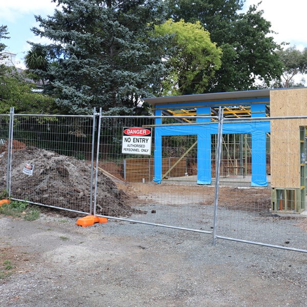 do you deliver and install temporary fencing and what's the cost for this in Shelbyville IN